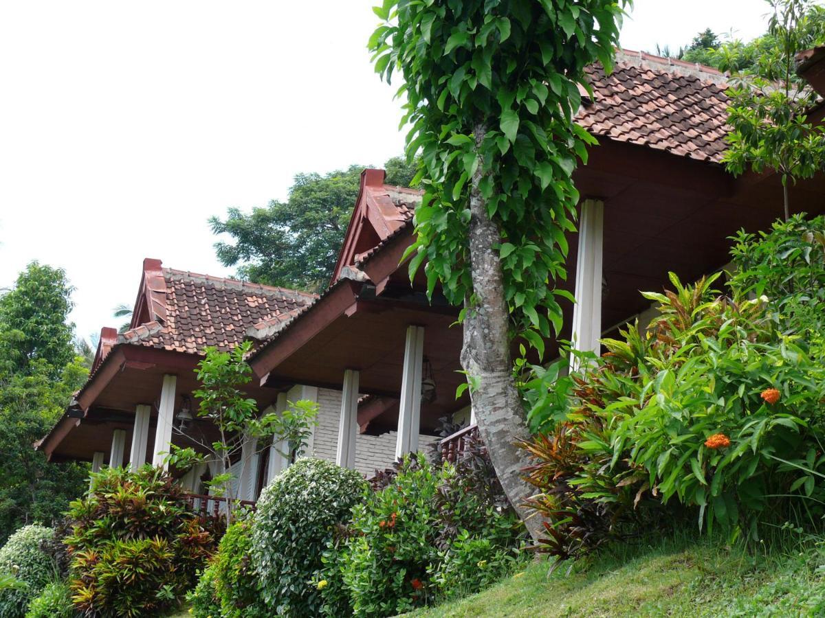Puri Bunga Beach Cottages Senggigi Exterior photo